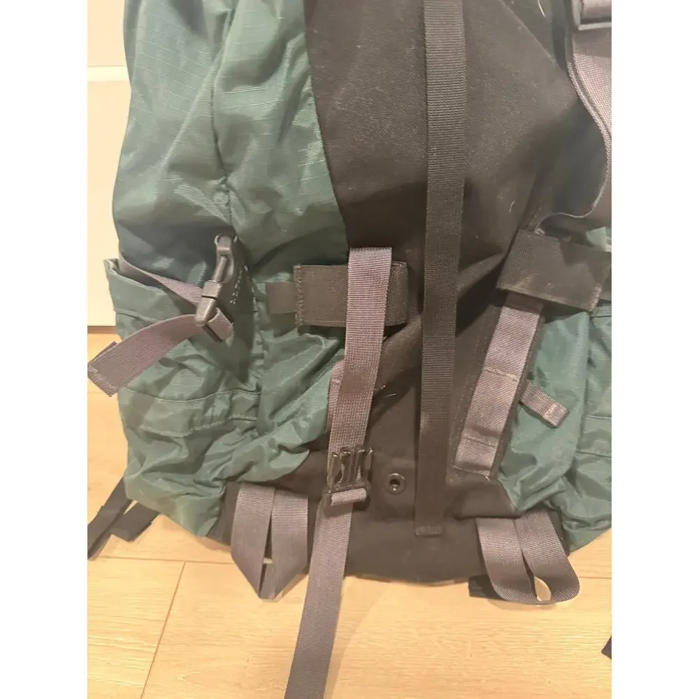 L.L. Bean Hiking Backpack Adult Size Green JM